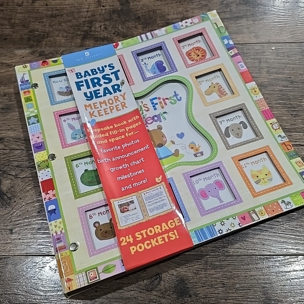 🔥 New Seasons baby's first year memory keeper book